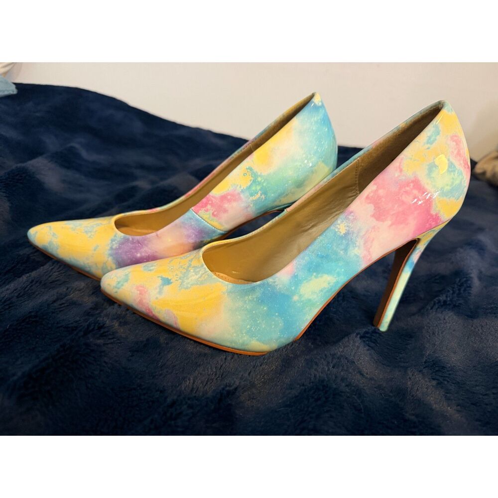 Torta Caliente Women's Pastel Tie Dye Pointed Toe Stiletto Heels Size 8.5